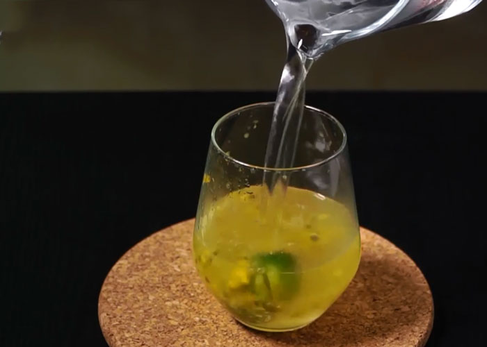 蜂蜜水减肥法怎么用_蜂蜜水减肥法_减脂蜂蜜水